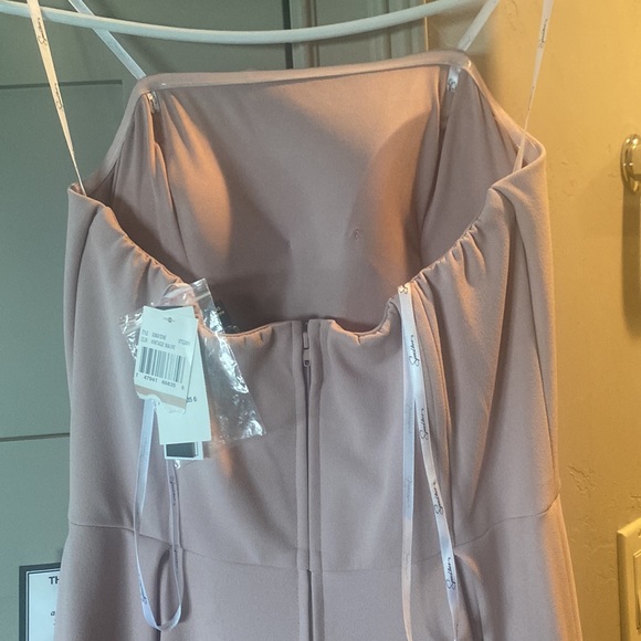 Mauve high low strapless formal dress - Picture 5 of 7